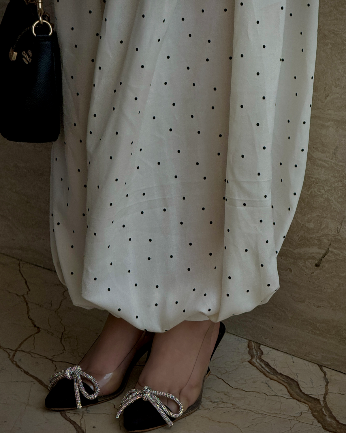 Noir & Dots