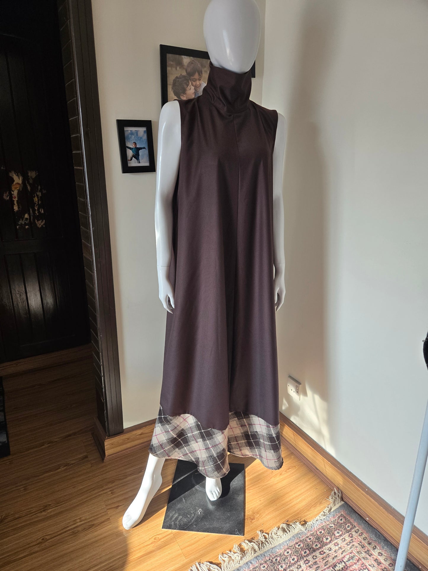 Khamoshi in Plaid(Brown)